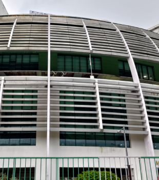 Hon'ble Rear Admiral Dhiren Vig