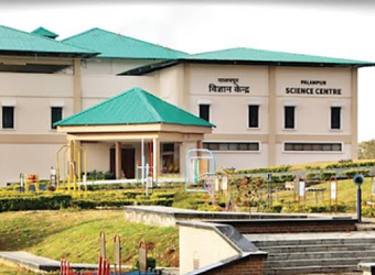 Hon'ble Rear Admiral Dhiren Vig