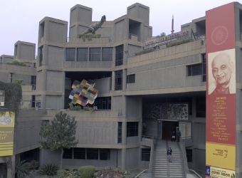 Hon'ble Rear Admiral Dhiren Vig